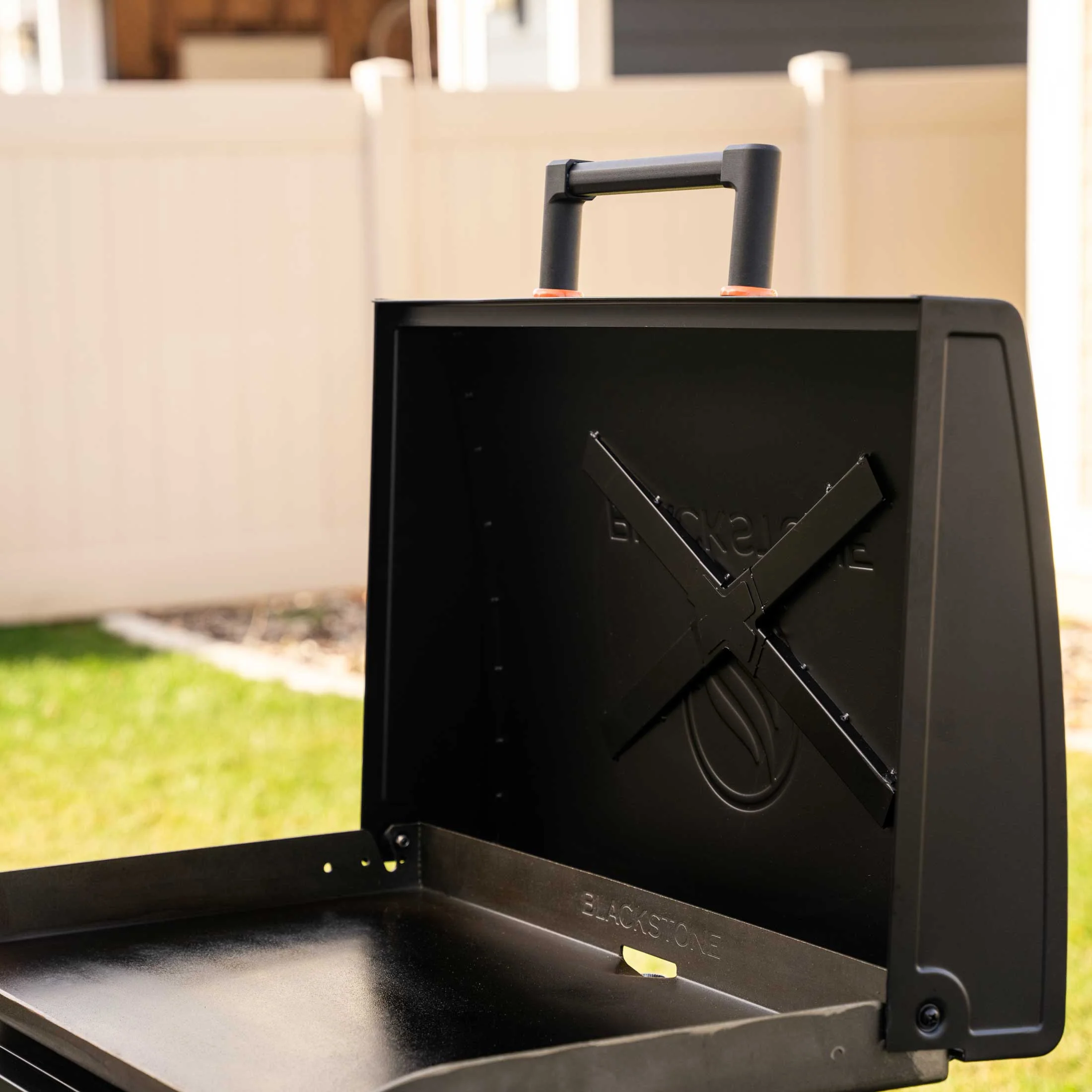 28" Omnivore Griddle with Hood - Image 13