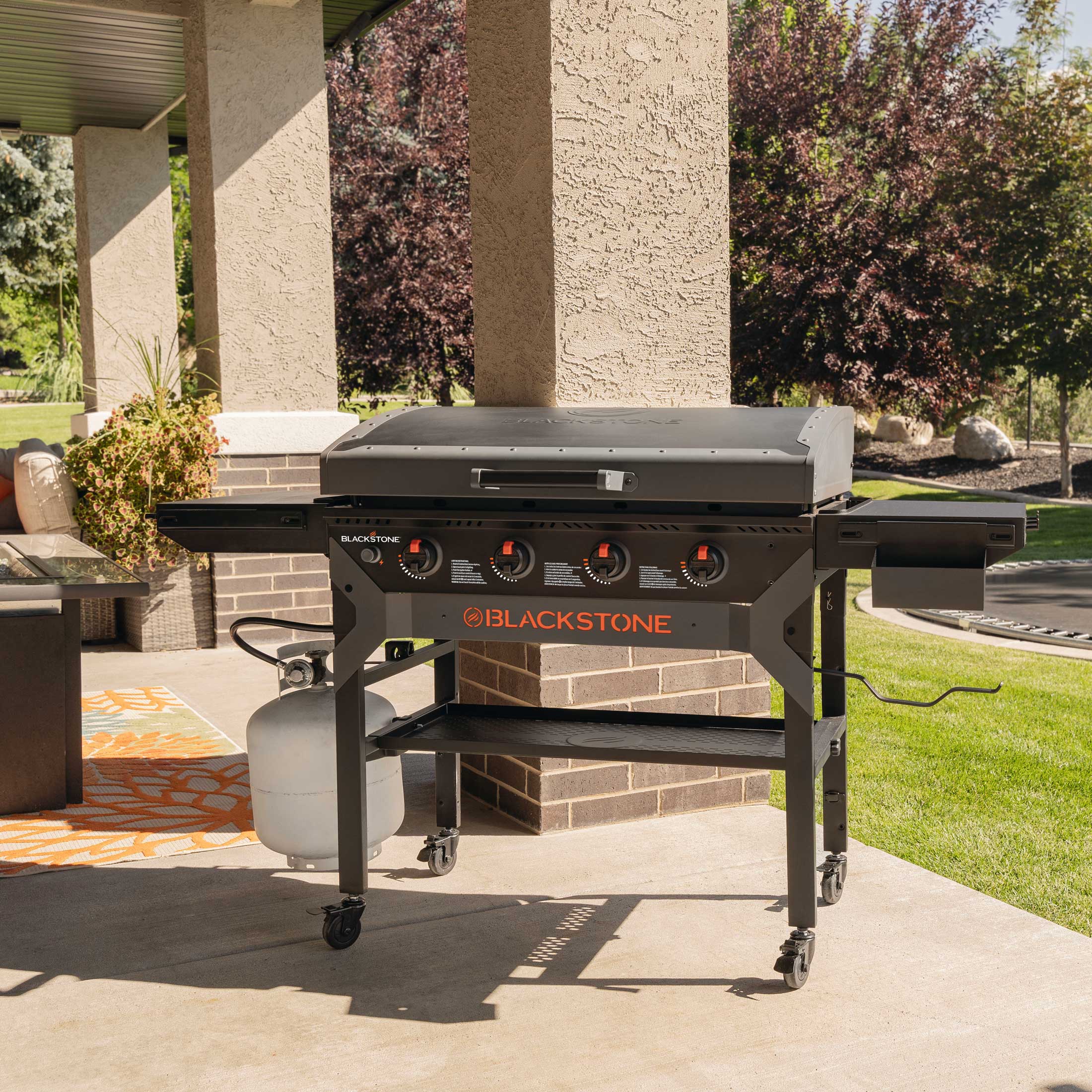 36" Iron Forged Griddle with Hood - Image 4