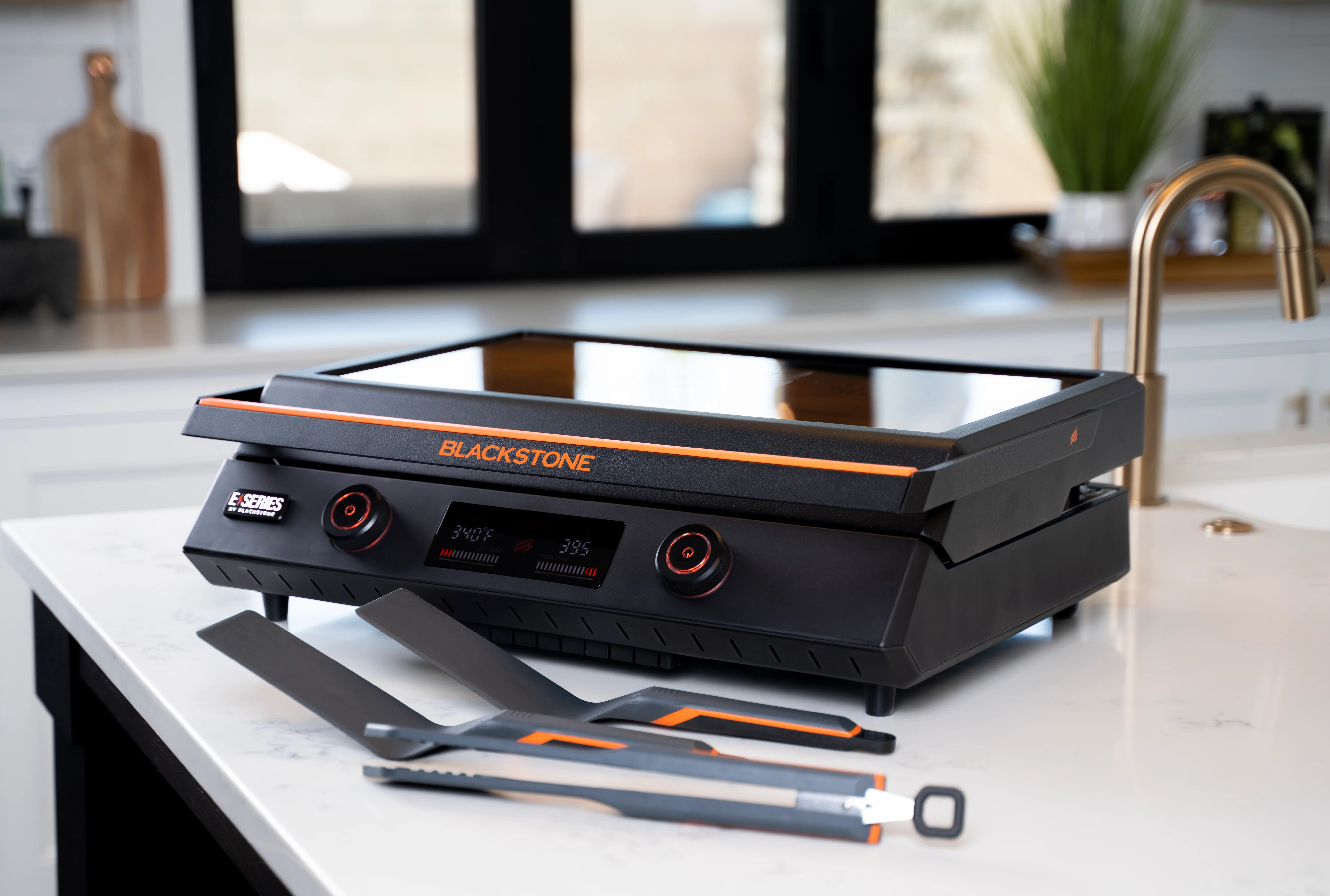 E-Series 22" Tabletop Electric Griddle - Image 5